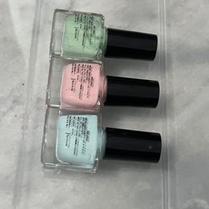 Nail Polish Set Of 3 From  Zudio