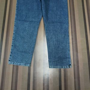 Z-97 Size 32 Straight Women Denim Jeans