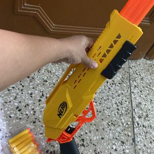 NERF GUN BRAND NEW