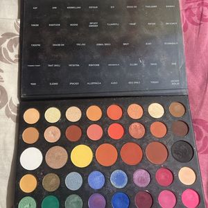 James Charles Eyeshadow Pallete