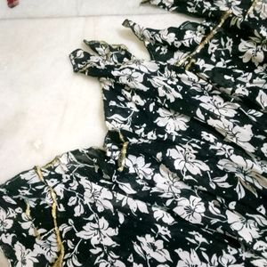 Black And White Floral Assymetrical Skirt