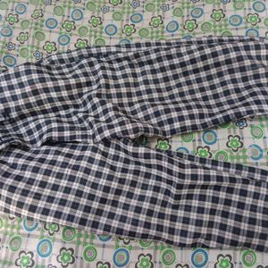 Boys Pant 3 To 4 Year This Is Used And Look New