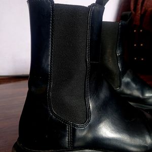 Trendy Korean Black Boots For Both Men & Women