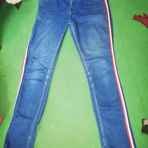 New Women's Jeans