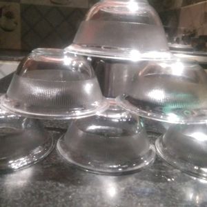 6 pises Glass Bowls