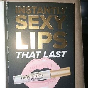 Too Faced Lip Injection Extreme