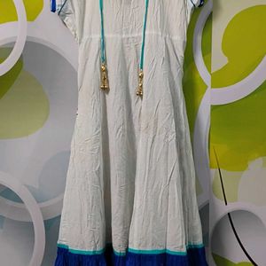 Women's Kurti with Blue Bottom Wear