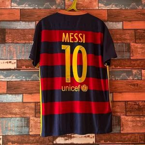 FC Barcelona 2015-16 Home Kit. Size: M With Messi Print At The Back!