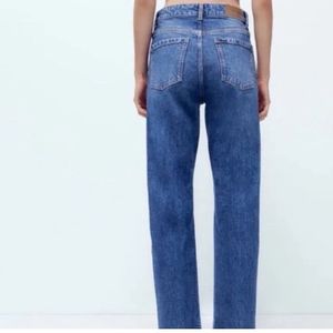 Zara high Waist Straight Jeans