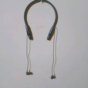 Headphone