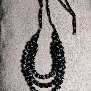 New B&w layered necklace