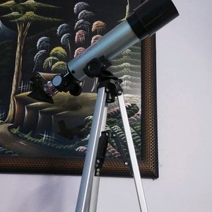 Kid's Telescope ( Moon Is Clearly Visible )