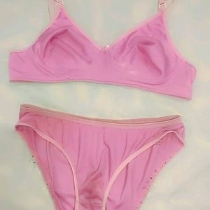 3 PAIR OF BRA & PANTY, 2 HANDKERCHIEF FREE