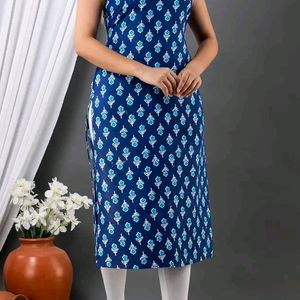 Women's Rayon Printed Straight Sleeveless Kurti