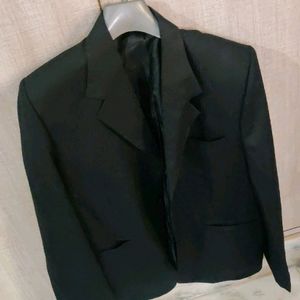 Black Blazer 42"