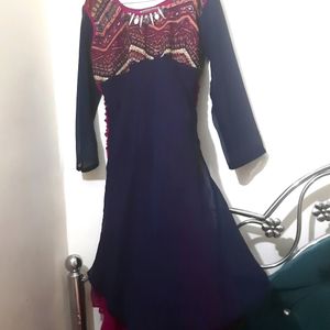 Lovely Design Kurti