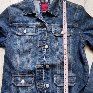 🎀 Denim Jacket From Womens.🎀🌹