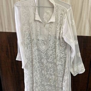 White Elegant Chickenkari Kurta