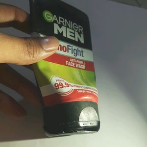 Garnier Men Acno Fight Anti Pimple Face Wash