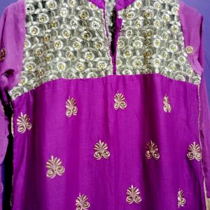 Beautiful Kurta Set.. Size Issue So I Want To Sell