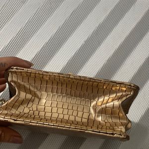 Mini Sling Bag, No Return / Refund