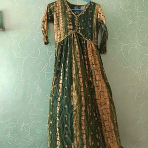 Green Kurti