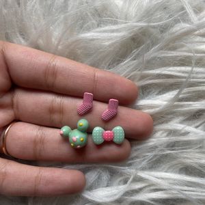 Set of two cute earrings