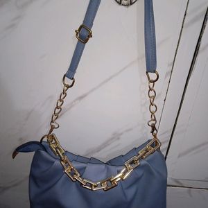 Stylish sling bag