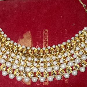 Heavy Pearl Necklace