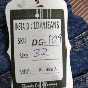 DG-109 Size-32 Straight Jeans