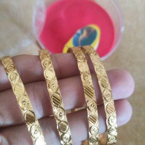 Golden Colour set of 4 Bangles