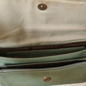 Caprese Sling Bag