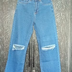 Women Straight Fit Jeans