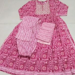 Nayra Cut Kurti set