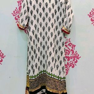 Kurta Set With Churidar Pajama And Dupatta