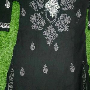 M Size Unused Chickenkari Kurti...