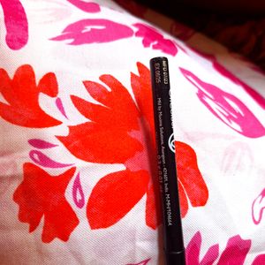 Oriflame  On Colour Retractable Kajal Eyeliner