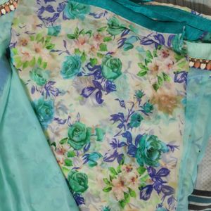 new beautiful saree with blouse