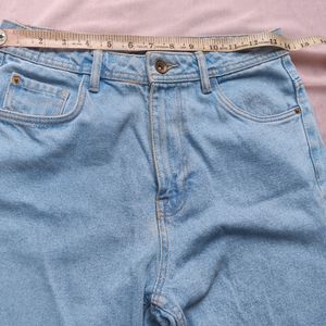 Zara Straight Fit Jeans