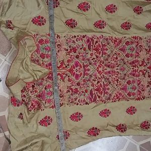 Very Beautiful Kurti In Excellent Condition Like N