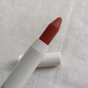 Mamaearth Lipstick