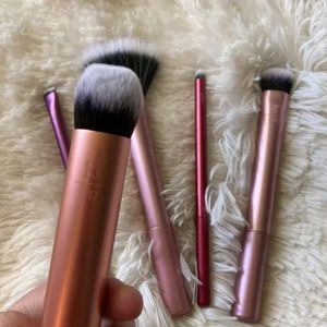 Real Techniques Makeup Brushes Set