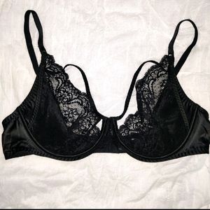 Mesh Bra With Choker