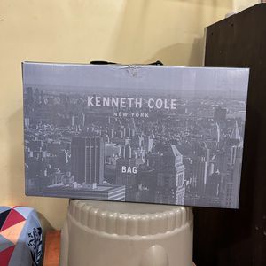 Kenneth Cole Bagpack