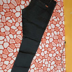 38 Black Strechable Pant