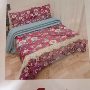 Double Bed Sheet With Pillow Cover