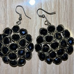 NEW BLACK AND GOLD EARRINGS