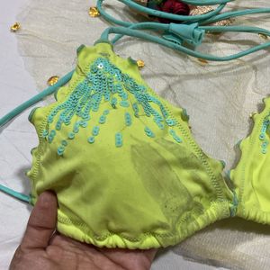 Victoria Secret Bikini Top Size M