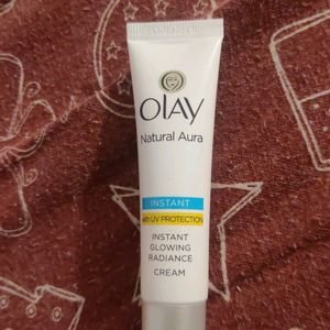 Olay Natural Aura Cream