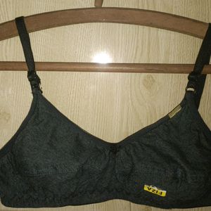 Bra .... New With Tag